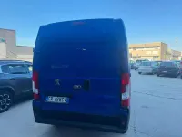 Usata Peugeot Boxer 140 CV (102 kW) 2023 Blu Furgone