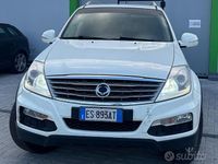 Usata Ssangyong (KGM) Rexton 155 CV (114 kW) 2013 Bianco SUV