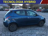 Usata Lancia Ypsilon Silver 69 CV (50 kW) 2023 Blu/azzurro Utilitaria