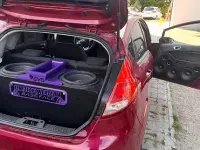 Usata Ford Fiesta 75 CV (55 kW) 2013 Berlina