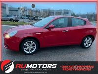 Usata Alfa Romeo Giulietta Distinctive 120 CV (88 kW) 2015 Rosso Berlina