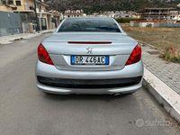 Usata Peugeot 207 CC 120 CV (88 kW) 2008 Grigio Cabrio