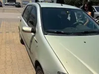 Usata Fiat Punto 69 CV (50 kW) 2005 Verde Utilitaria