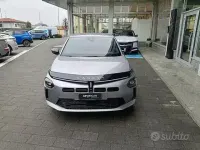 Usata Lancia Ypsilon 101 CV (74 kW) 2025 Utilitaria