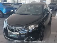 Usata Lancia Ypsilon 69 CV (50 kW) 2024 Nero Utilitaria
