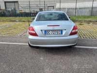 Usata Mercedes SLK200 163 CV (119 kW) 2006 Grigio Cabrio