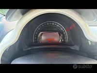 Usata Renault Twingo SE 65 CV (47 kW) 2023 Arancione Utilitaria