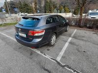 Usata Toyota Avensis 150 CV (110 kW) 2009 Grigio Station wagon