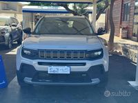 Usata Jeep Avenger Altitude 101 CV (74 kW) 2024 Beige SUV