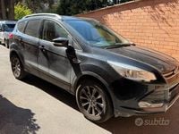 Usado Ford Kuga 120 CV (88 kW) 2015 Negro SUV