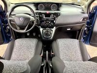 Usata Lancia Ypsilon Silver 69 CV (50 kW) 2022 Blu Utilitaria