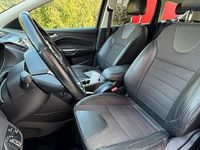 Usata Ford Kuga 150 CV (110 kW) 2016 Bianco SUV