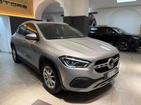 Usata Mercedes GLA200 Business 150 CV (110 kW) 2021 Argento SUV