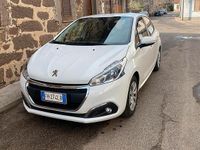 Usata Peugeot 208 82 CV (60 kW) 2017 Bianco Utilitaria