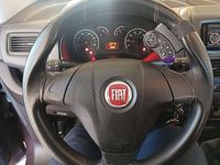 Usata Fiat Doblò Emotion 90 CV (66 kW) 2011 Rosso Monovolume