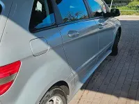 Usata Mercedes B180 116 CV (85 kW) 2011 Grigio Utilitaria