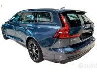 Usata Volvo V60 Business Edition 150 CV (110 kW) 2019 Bluazzurro Station wagon