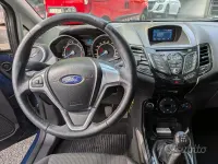 Usata Ford Fiesta Titanium 101 CV (74 kW) 2016 Blu Utilitaria