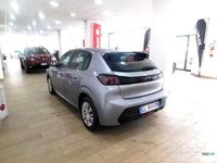 Usata Peugeot 208 Active 102 CV (75 kW) 2022 Grigio Utilitaria