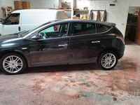 Usata Lancia Delta 120 CV (88 kW) 2010 Nero Utilitaria