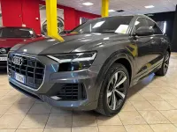 Usata Audi Q8 Ambiente 286 CV (210 kW) 2019 Grigio SUV