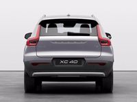 usata Volvo XC40 single motor extend.range core rwd