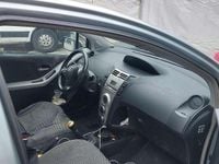 Usata Toyota Yaris Sol 90 CV (66 kW) 2006 Utilitaria