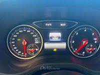 Käytetty Mercedes B180 Premium 109 HP (80 kW) 2017 Hopea Tila-auto