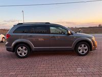 Usata Fiat Freemont 140 CV (102 kW) 2012 Grigio SUV