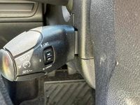 Usata Peugeot 208 Allure 81 CV (59 kW) 2014 Bianco Utilitaria