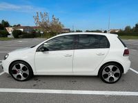 Usata VW Golf VI Highline 140 CV (102 kW) 2010 Bianco Utilitaria