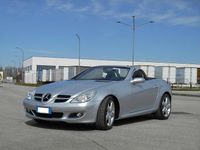 Usata Mercedes SLK200 163 CV (119 kW) 2004 Grigio Cabrio
