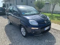 Usata Fiat Panda Lounge 69 CV (50 kW) 2019 Bluazzurro Utilitaria