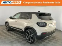 Usata Jeep Avenger Altitude 101 CV (74 kW) 2024 Beige SUV