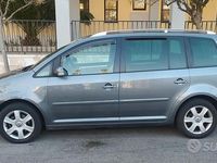 Usata VW Touran 101 CV (74 kW) 2004 Grigio Monovolume