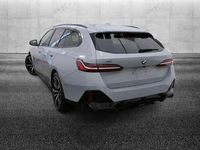 Usata BMW 520 M Sport 197 CV (144 kW) 2025 Grigio Station wagon