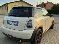Usata Mini Cooper D 111 CV (81 kW) 2011 Utilitaria