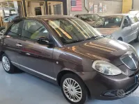 Usata Lancia Ypsilon 69 CV (50 kW) 2011 Marrone Utilitaria