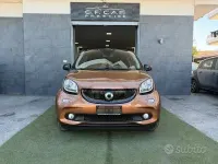 Usata Smart ForFour Prime 90 CV (66 kW) 2016 Marrone Utilitaria