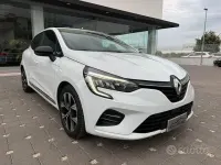 Usata Renault Clio V Evolution 101 CV (74 kW) 2022 Bianco Berlina