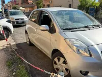 Usata Toyota Yaris 87 CV (63 kW) 2006 Grigio Utilitaria