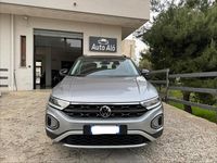 Usata VW T-Roc 110 CV (80 kW) 2022 Grigio SUV