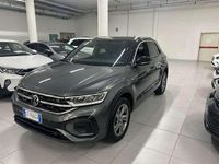 Usata VW T-Roc R-line 110 CV (80 kW) 2024 Grigio SUV