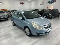 Usata Opel Corsa 90 CV (66 kW) 2007 Bluazzurro Utilitaria