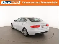 Usata Jaguar XE Prestige 163 CV (119 kW) 2016 Bianco Berlina