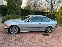 Usata BMW 320 150 CV (110 kW) 1997 Grigio Coupé