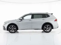 Usata VW Tiguan Allspace R-line 200 CV (147 kW) 2023 Argento SUV