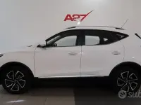 Usata MG ZS Luxury 106 CV (77 kW) 2024 Bianco SUV