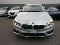 Usata BMW 218 Active Tourer Luxury Line 150 CV (110 kW) 2017 Argento Monovolume
