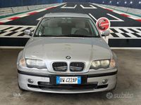 Usata BMW 318 118 CV (86 kW) 2001 Grigio Berlina